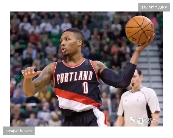 评论：球迷自制“第二屏”应用流行，是对官方转播内容的补充还是挑战？