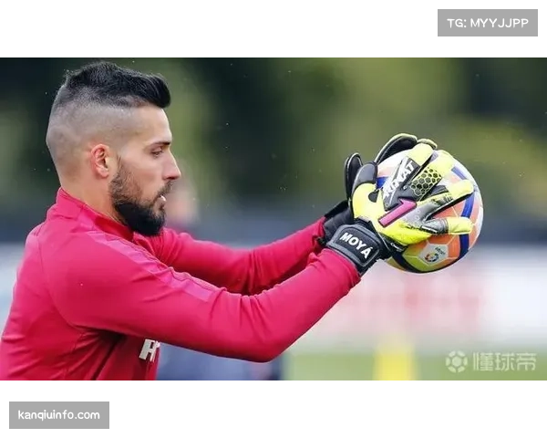 柏林联合官方确认主力门将劳诺肌肉受伤，赛季提前报销